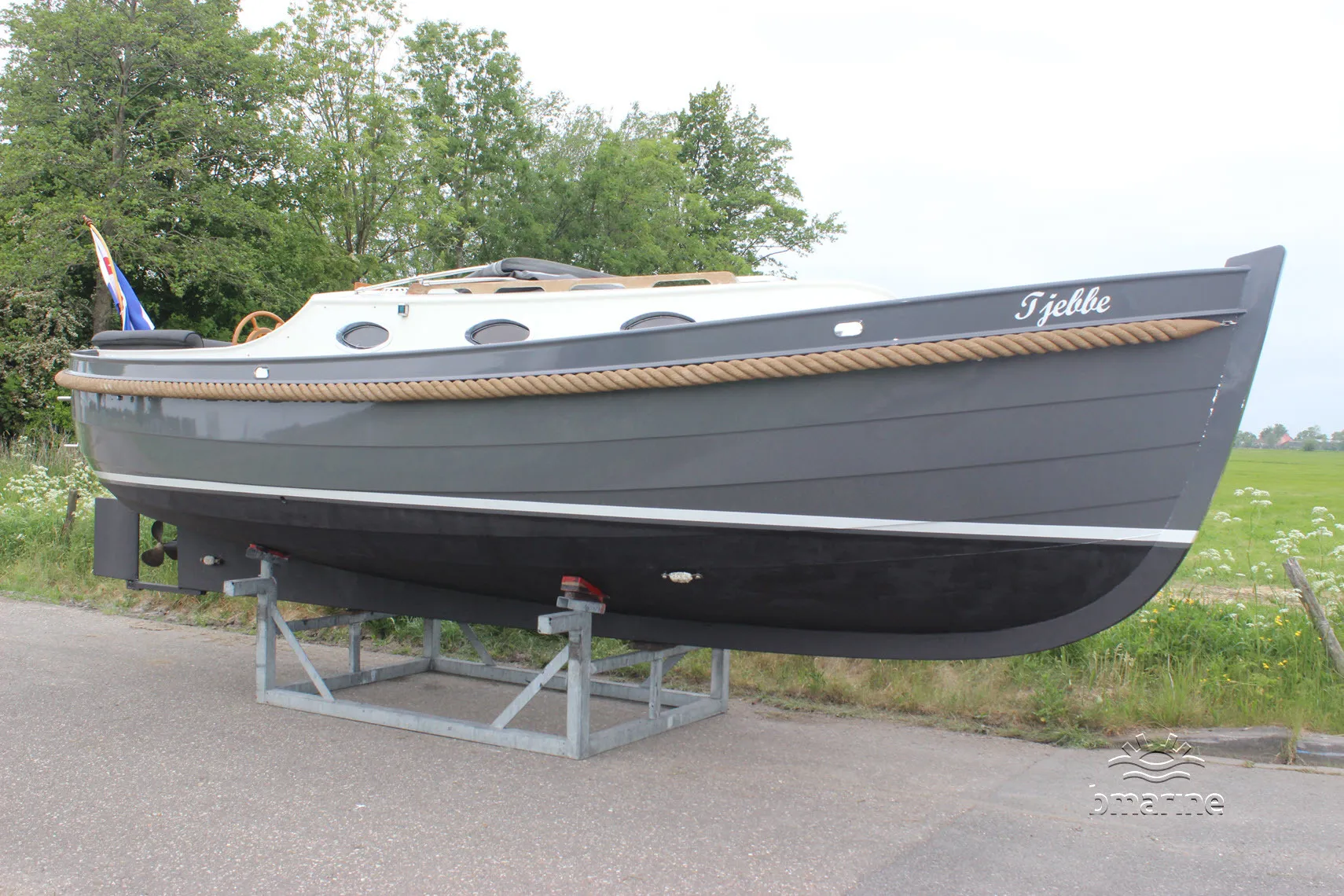 IJzendoornsloep Cabin 7.75