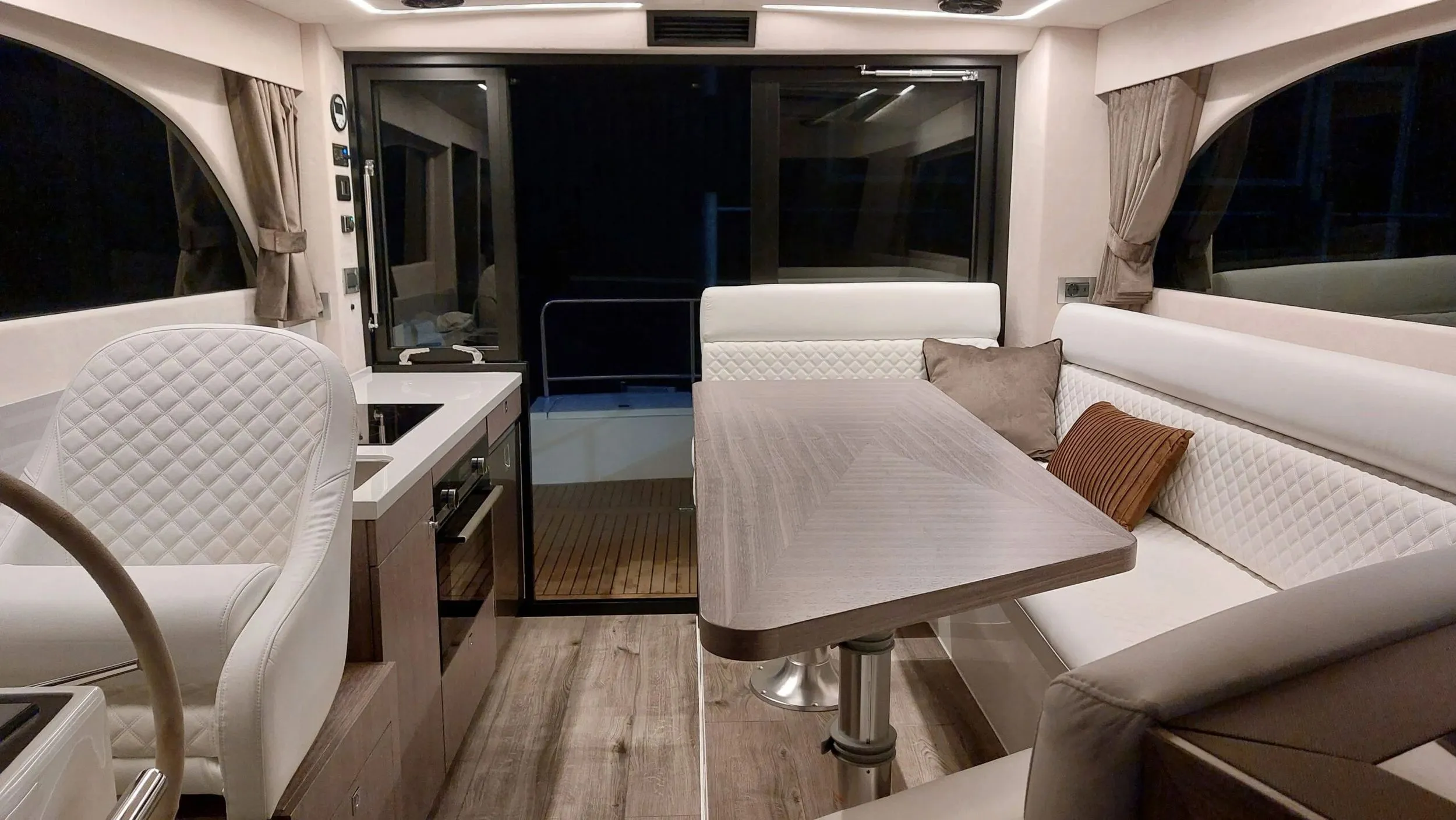Maxima 37 Cruiser Nieuw Model