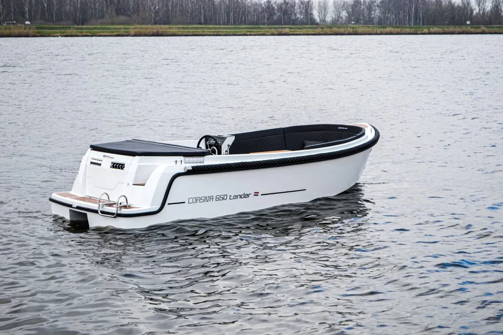 Corsiva 650 tender DE GROOTSTE SLOEPENSHOWROOM VAN NEDERLAND