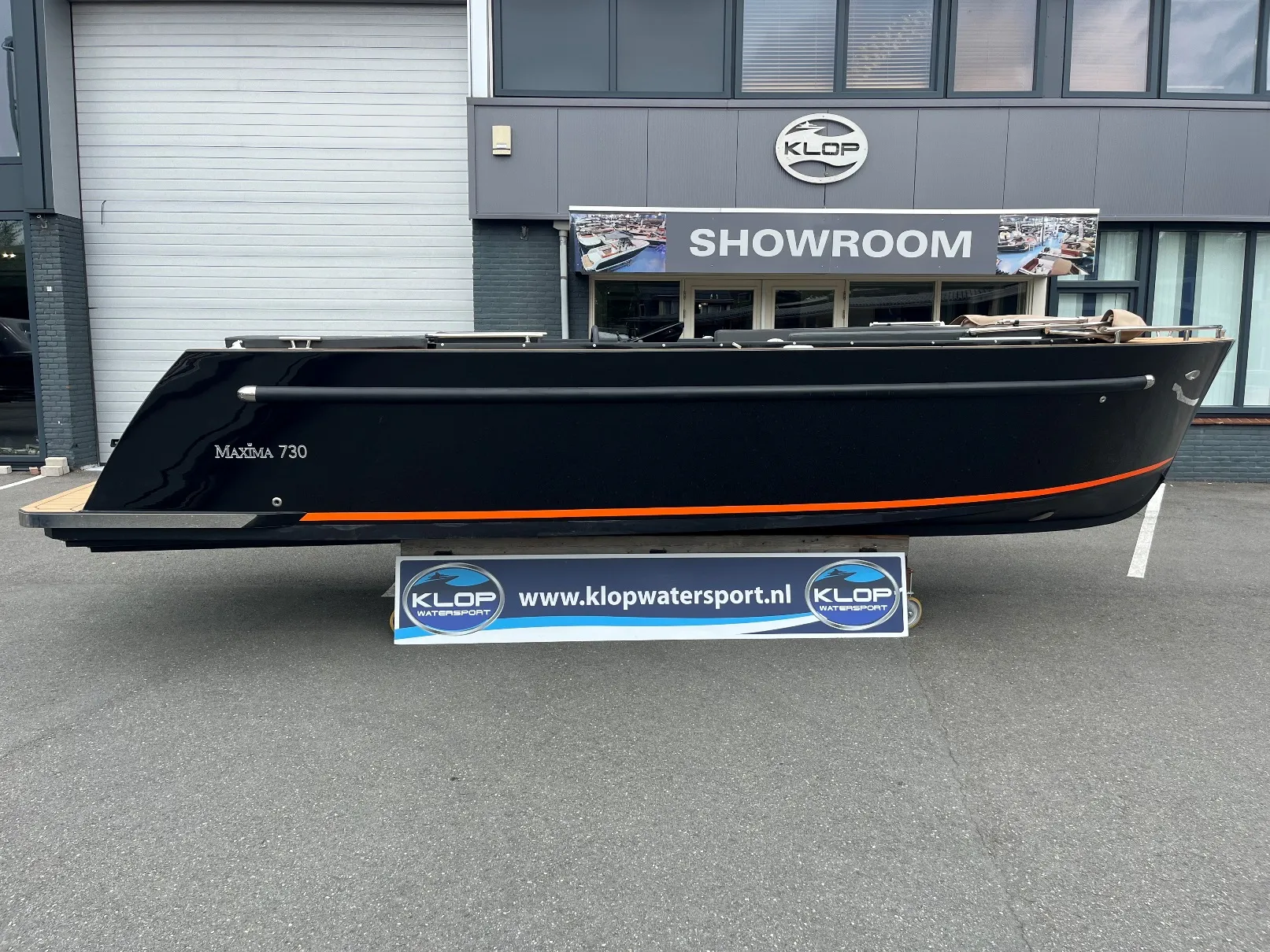 Maxima Boats 730 in zwarte kleurstelling - Op voorraad!