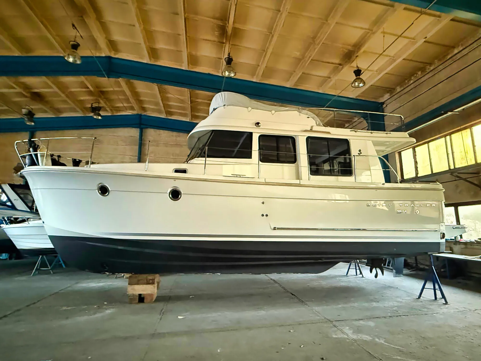 Beneteau Swift Trawler 34 Flybridge