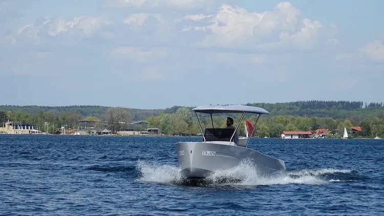 Glas 7 Even: elektrisch hoogstandje
