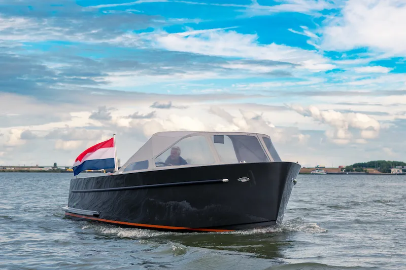 Van Baerdt E-800: Oogstrelend elektrisch