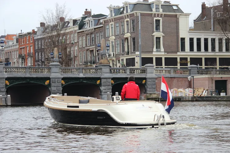 Intender 760, complete tender