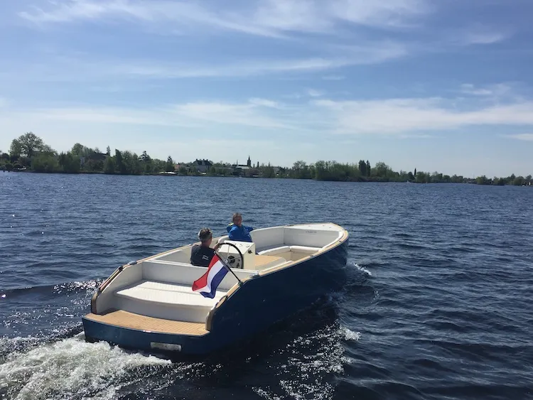 Atender 72E: Strakke stekkertender