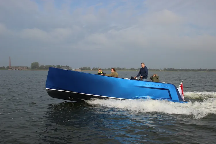 Zilverman 800: Degelijk en modern