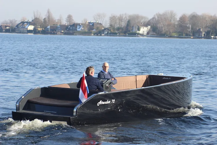 Atender 72: strak en vriendelijk