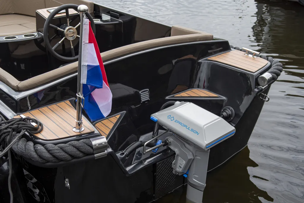 Groot assortiment fluistersloepen Amigo Boats bij Botenfabriek in Elburg!