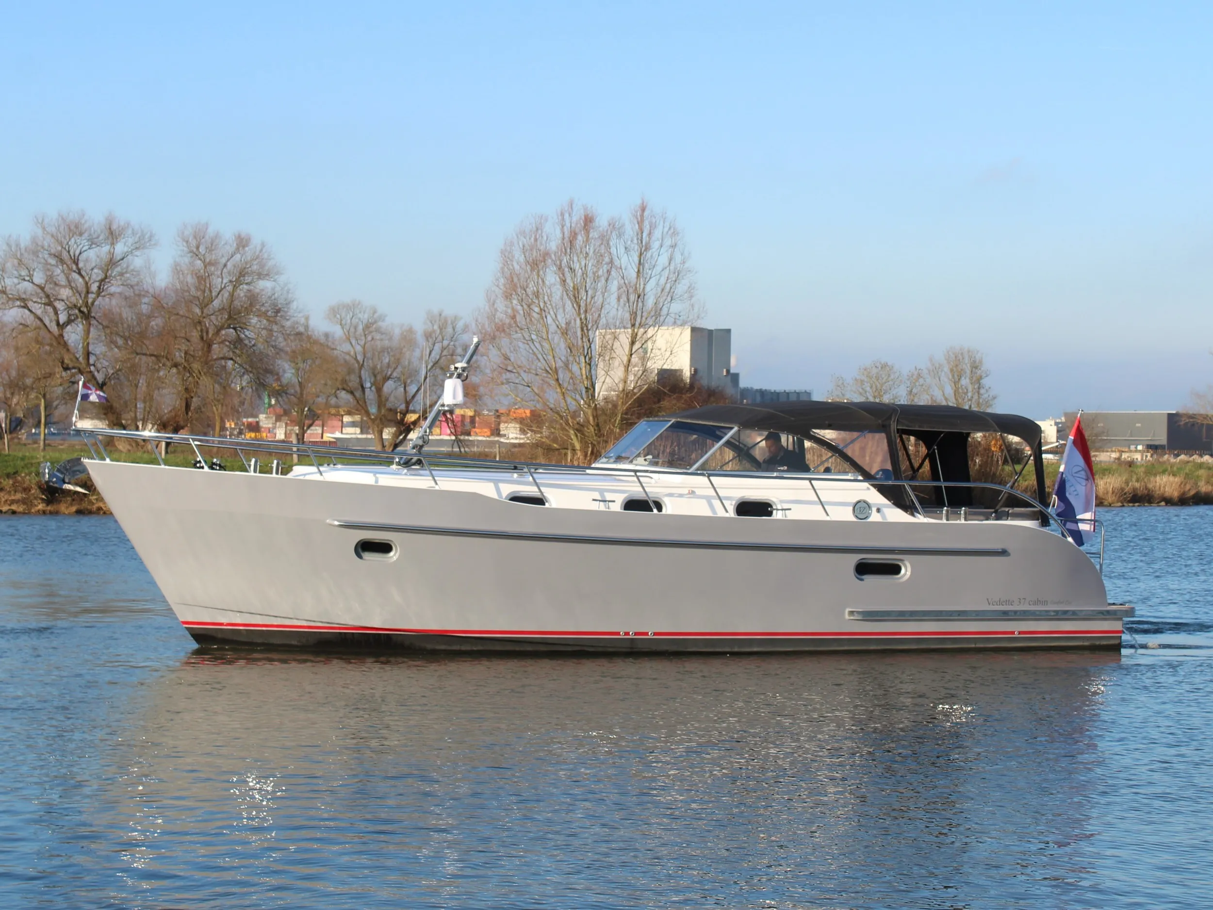 Vedette 37 Cabin Comfort Line